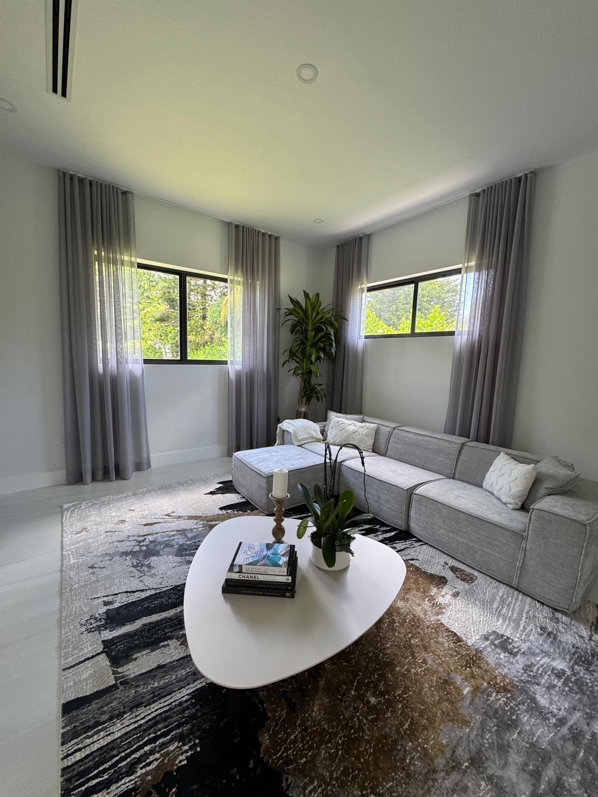 Floor to ceiling glass windows project